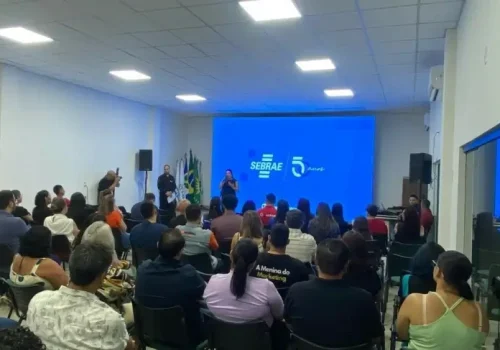 Palestra-Kick-Off-O-Poder-da-motivacao-atraiu-dezenas-de-pessoas-em-Paranatinga_p11438_thumb_resized.webp